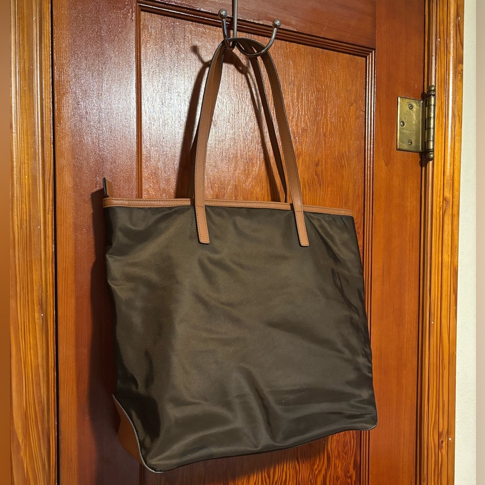MICHAEL KORS Kempton Chocolate Brown Nylon Tote Bag - Picture 4 of 9